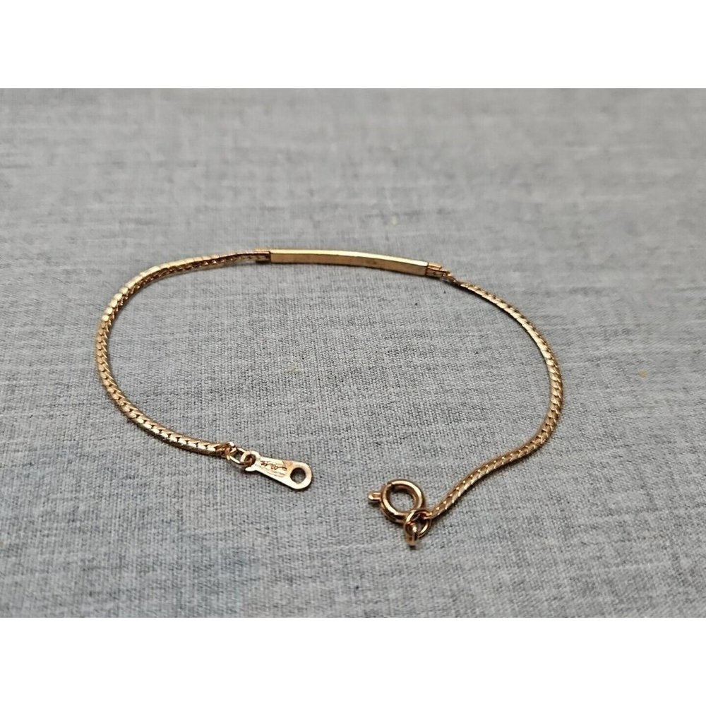 Vintage WW Gold Tone Chain Bracelet, Clasp Close, 7''